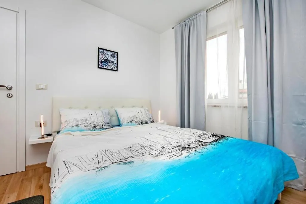 Aria Room And Apartmant Fuga Rovinj 4*,