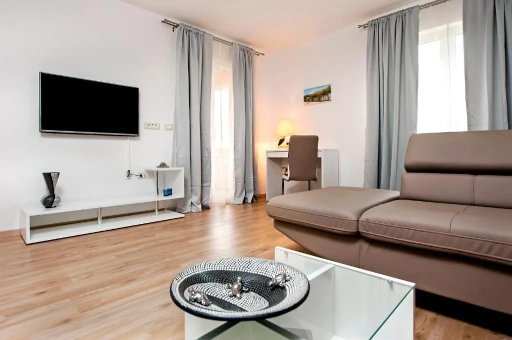 Aria Room And Apartmant Fuga Rovinj 4*,  Chorvatsko