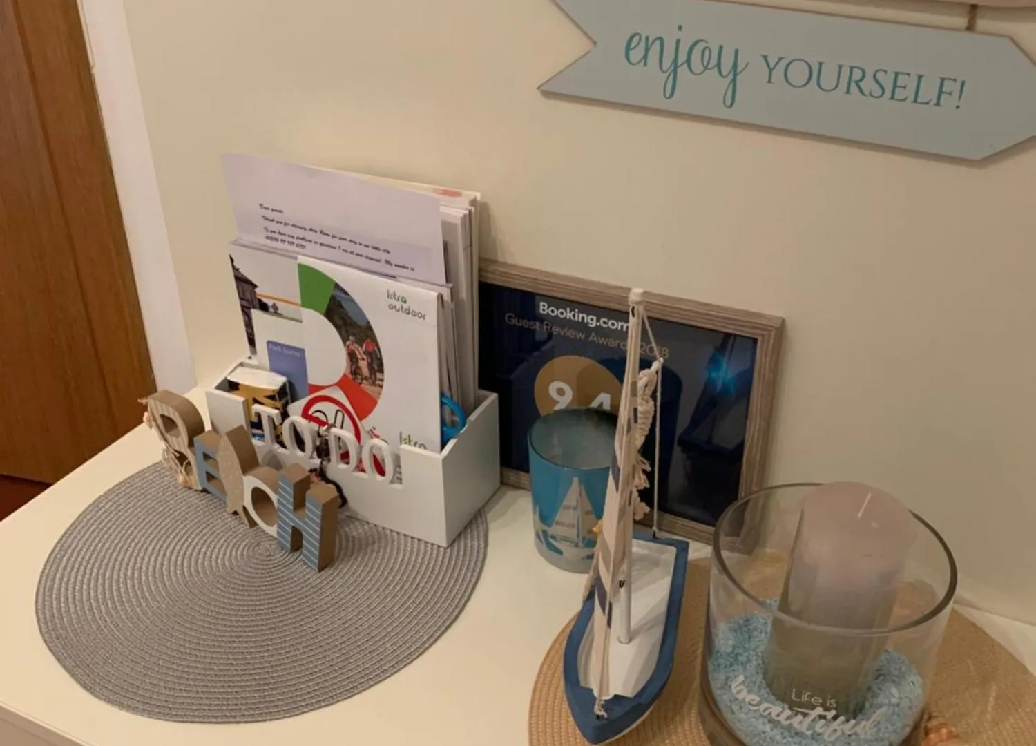 بيت ضيافة Aria Room And Apartmant Fuga روفينج