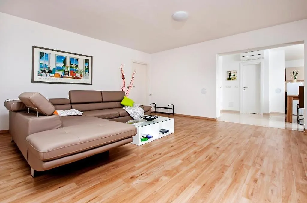 Aria Room And Apartmant Fuga Rovinj 4*,  Croatia