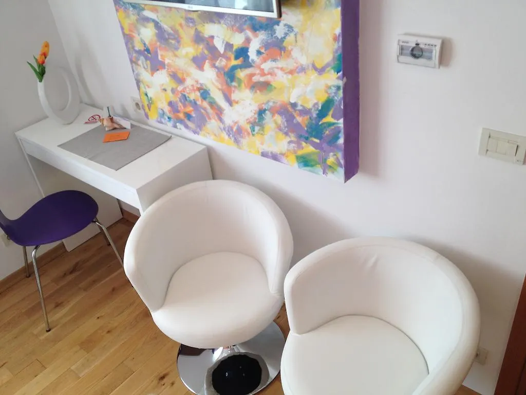 Aria Room And Apartmant Fuga Rovinj Guest house